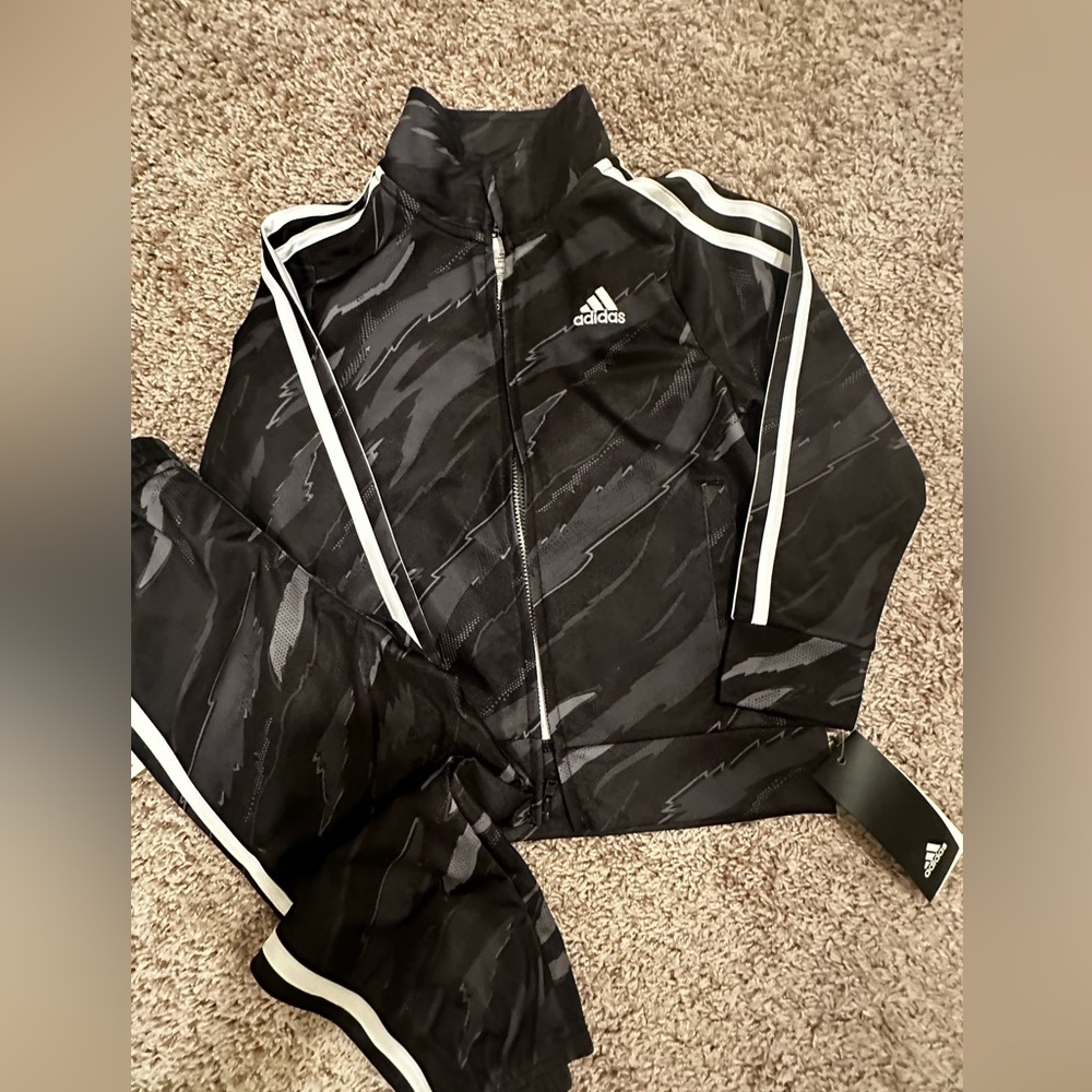 Adidas 2pc set for boys